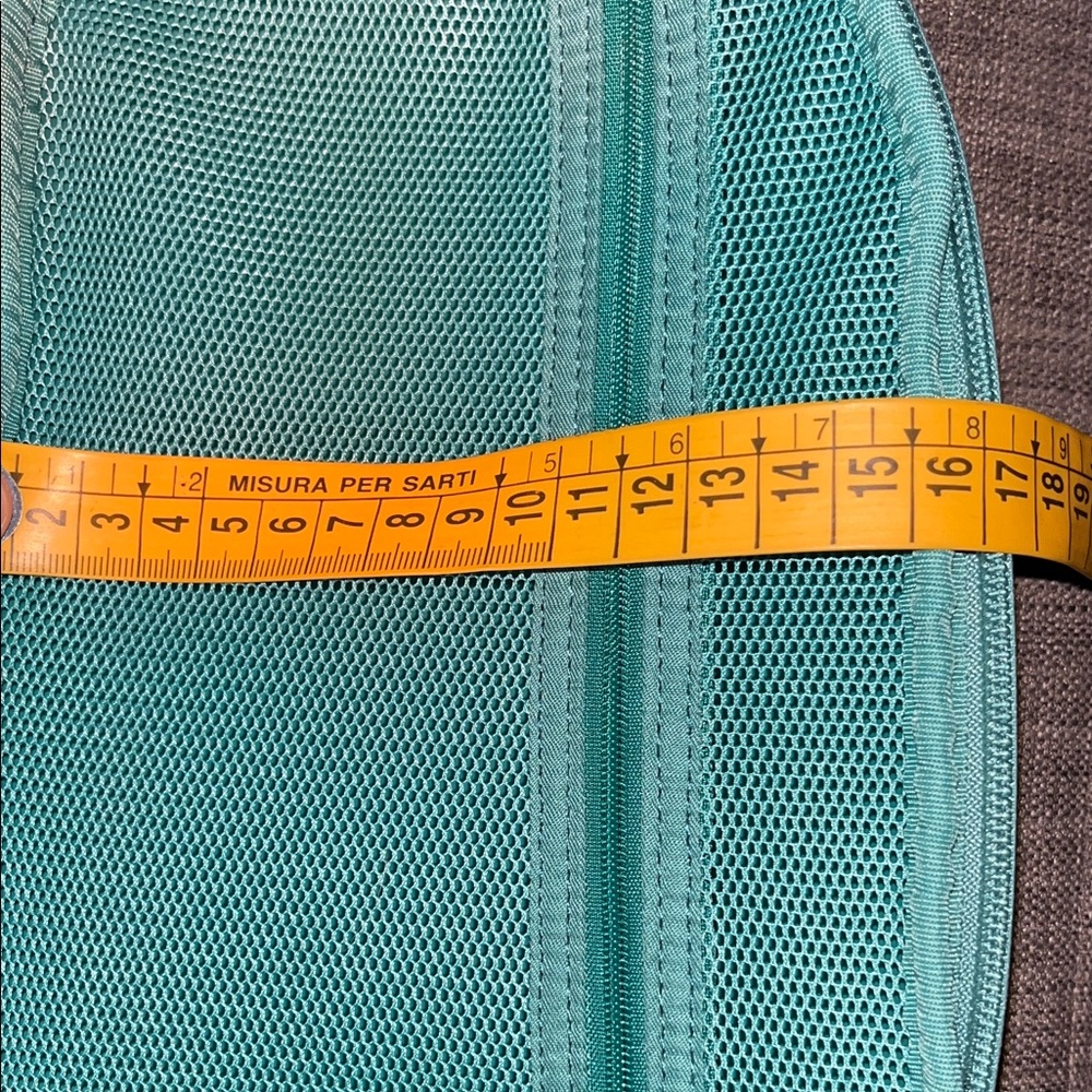 One Skin Teal Cosmetic Bag - Picture 9 of 10